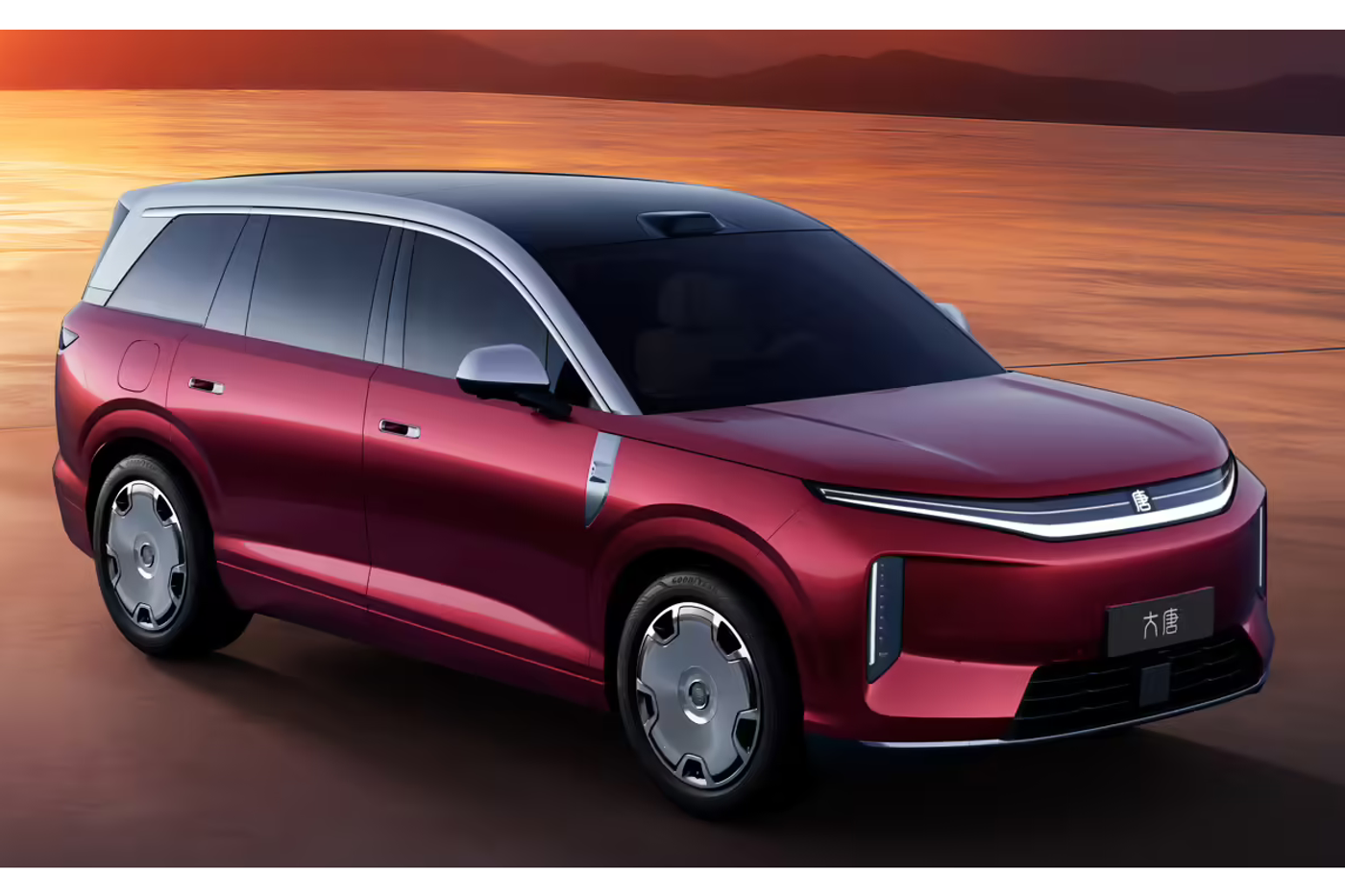 BYD готовит к дебюту новый крупный электровнедорожник