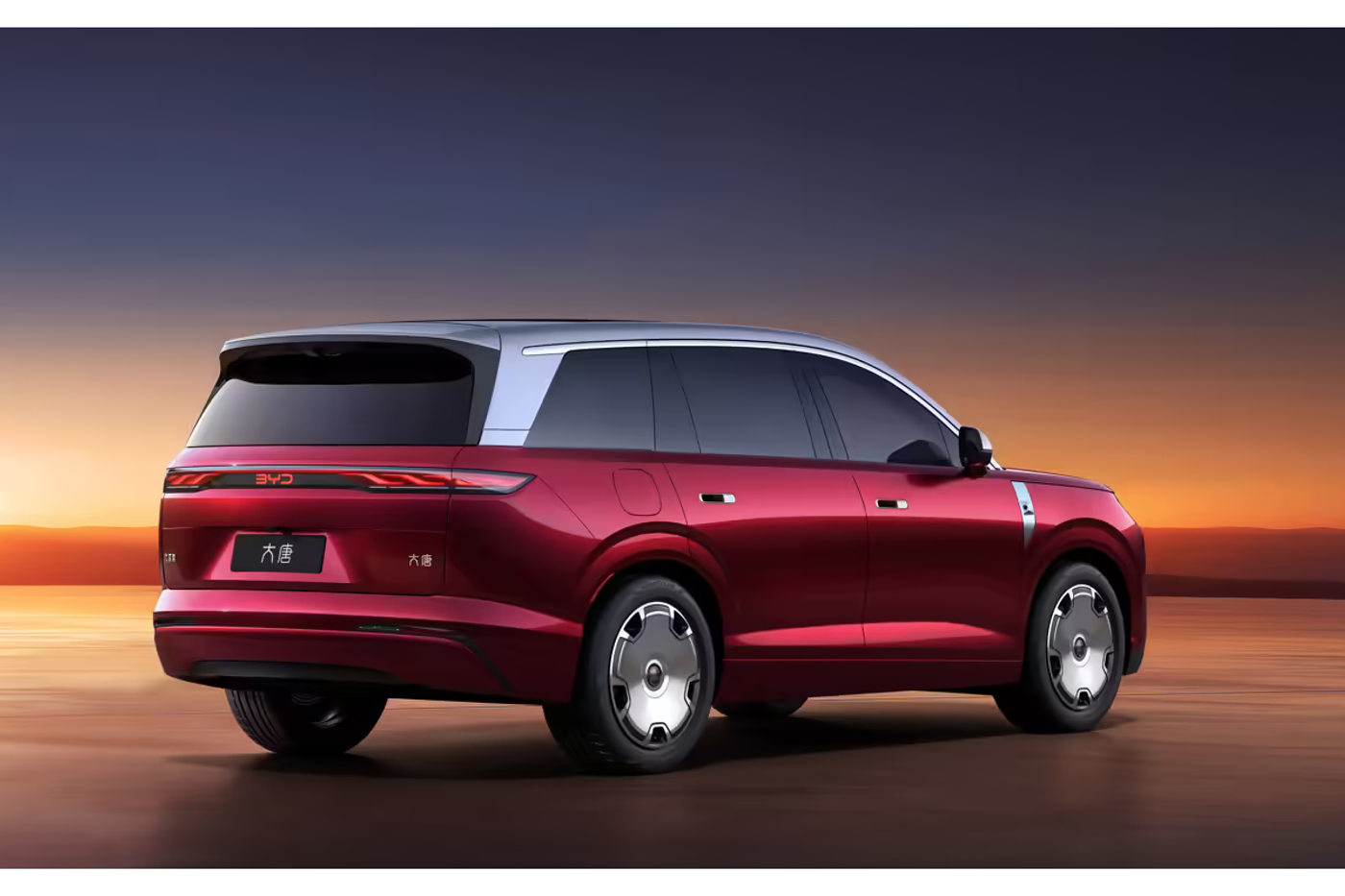 BYD готовит к дебюту новый крупный электровнедорожник