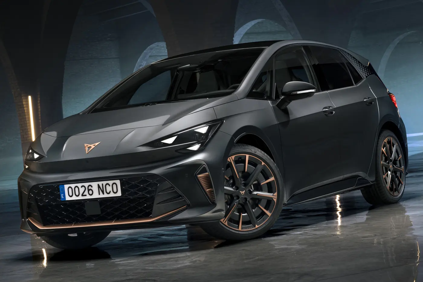 Преображение Борна: показан обновленный электромобиль Cupra Born