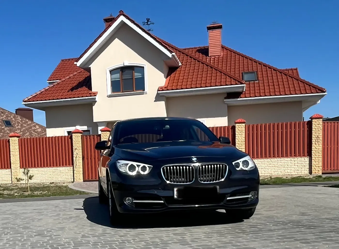 BMW 5 series VI (F10/F11/F07), 2011