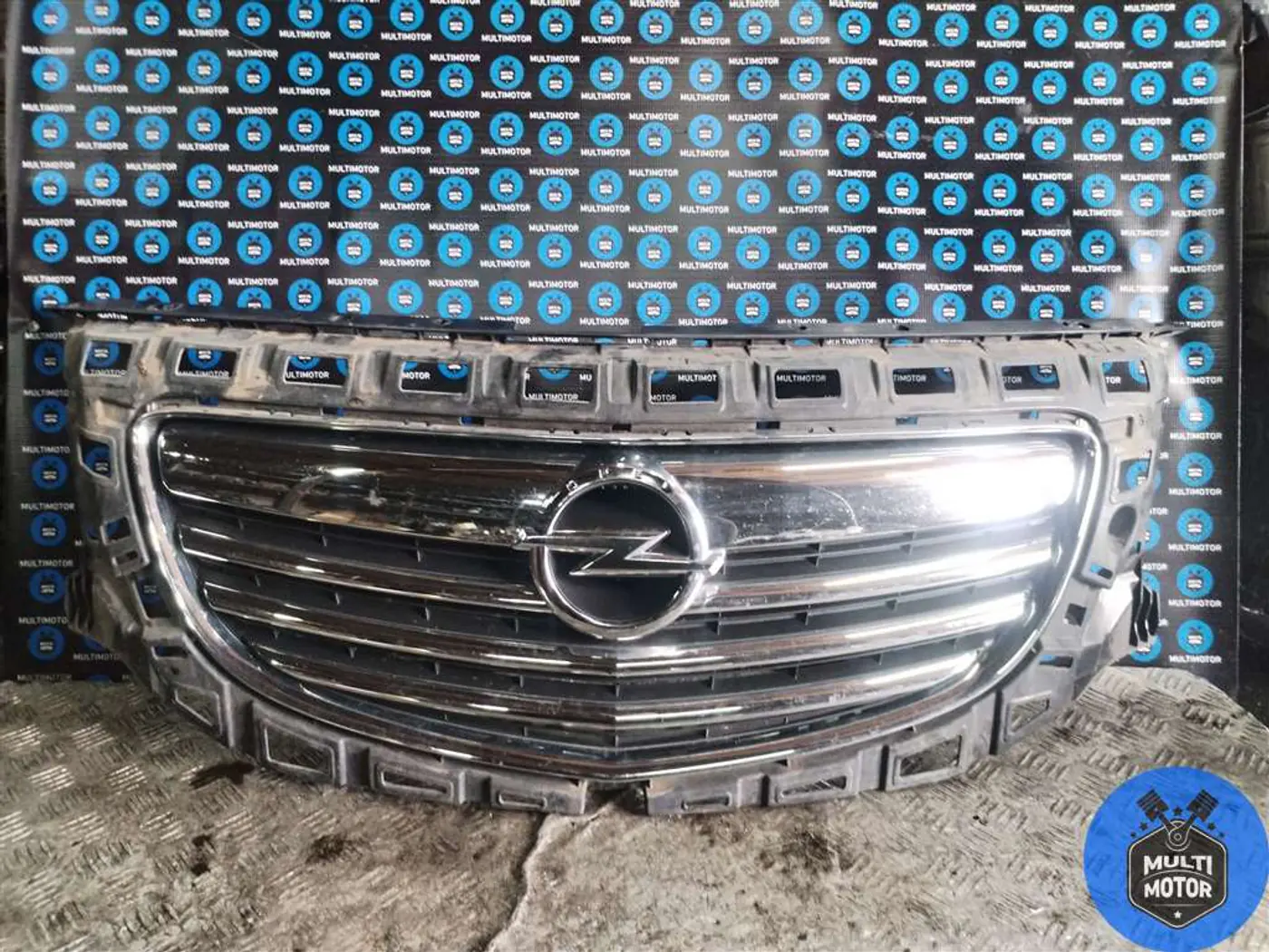 Решетка радиатора к Opel Insignia 2010