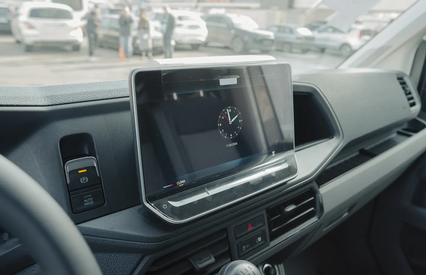 Новые Volkswagen Crafter приехали в Минск: сколько они стоят и как их купить