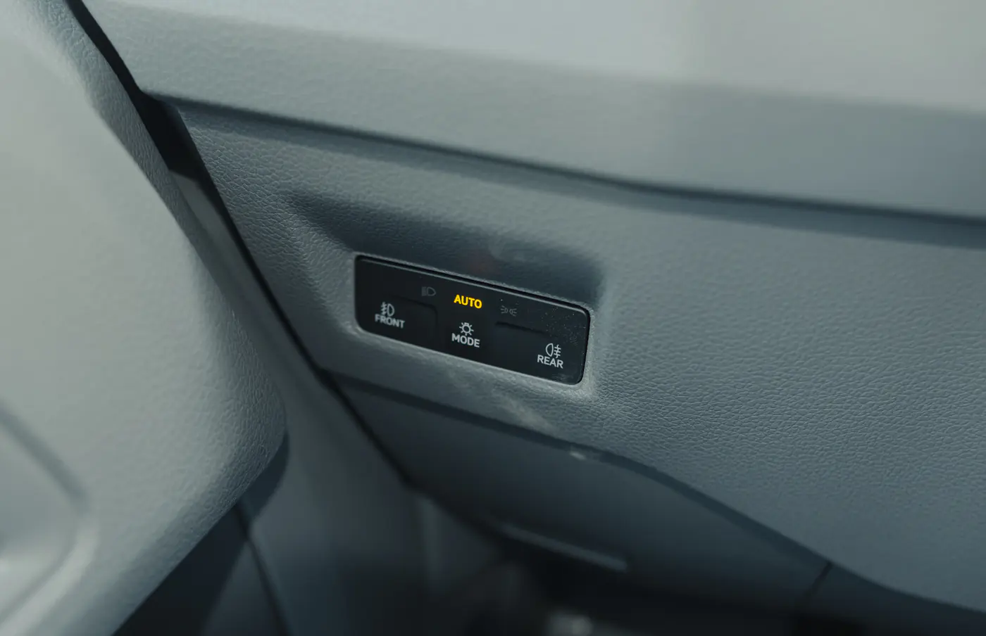 Новые Volkswagen Crafter приехали в Минск: сколько они стоят и как их купить