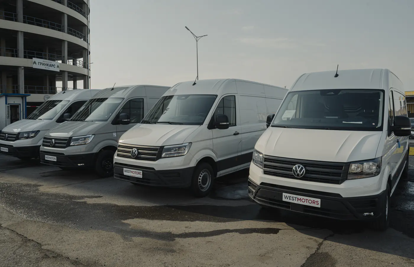 Новые Volkswagen Crafter приехали в Минск: сколько они стоят и как их купить