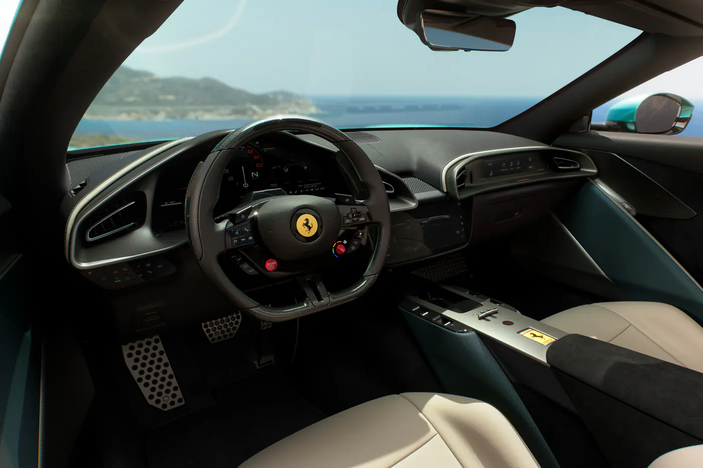 Открытый дебют: Ferrari представила новую модель Amalfi Spider