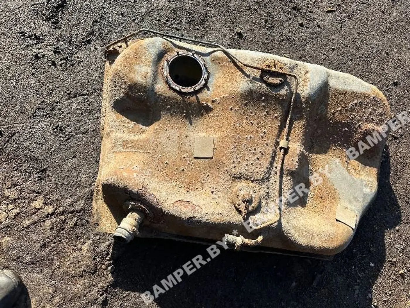 Бак топливный к Toyota Corolla 1995