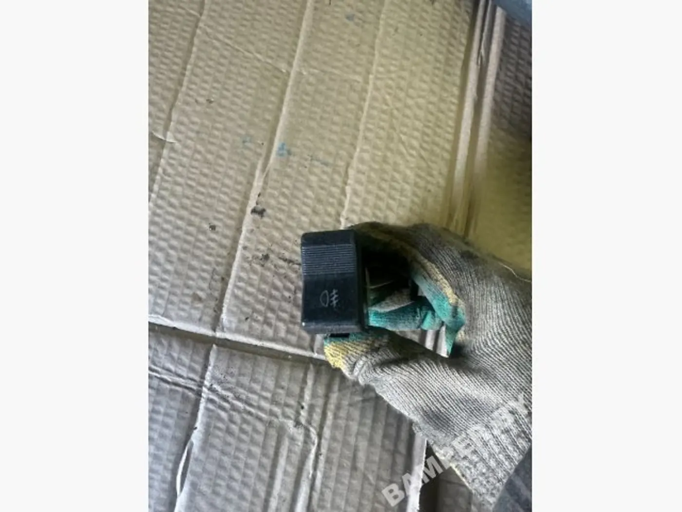 Кнопка противотуманных фар к Audi 100 1988