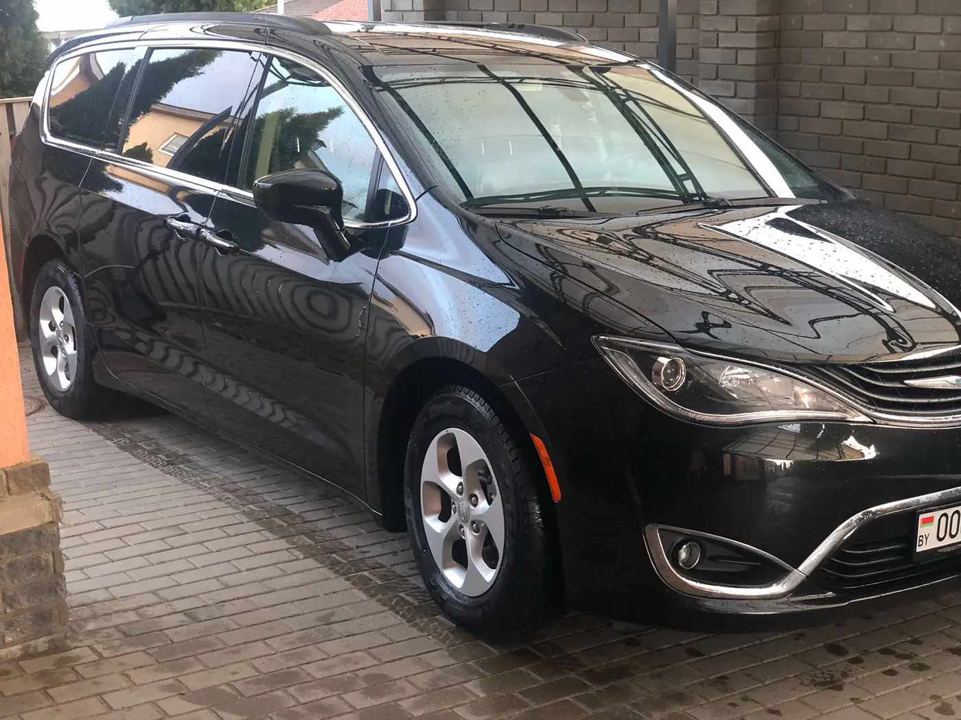 Chrysler Pacifica RU, 2017