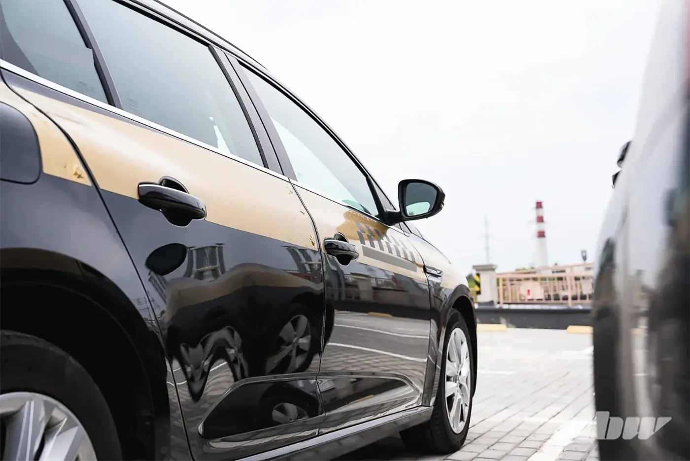 «Лучше дорого стоять, чем дешево ездить»: монолог таксиста старой закалки