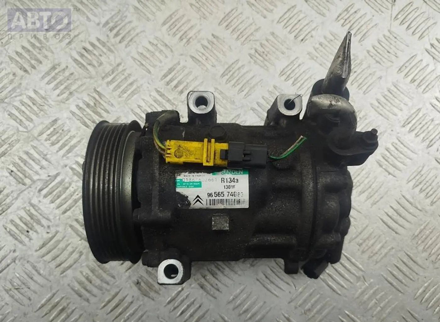 Компрессор кондиционера к Citroen C5 2005