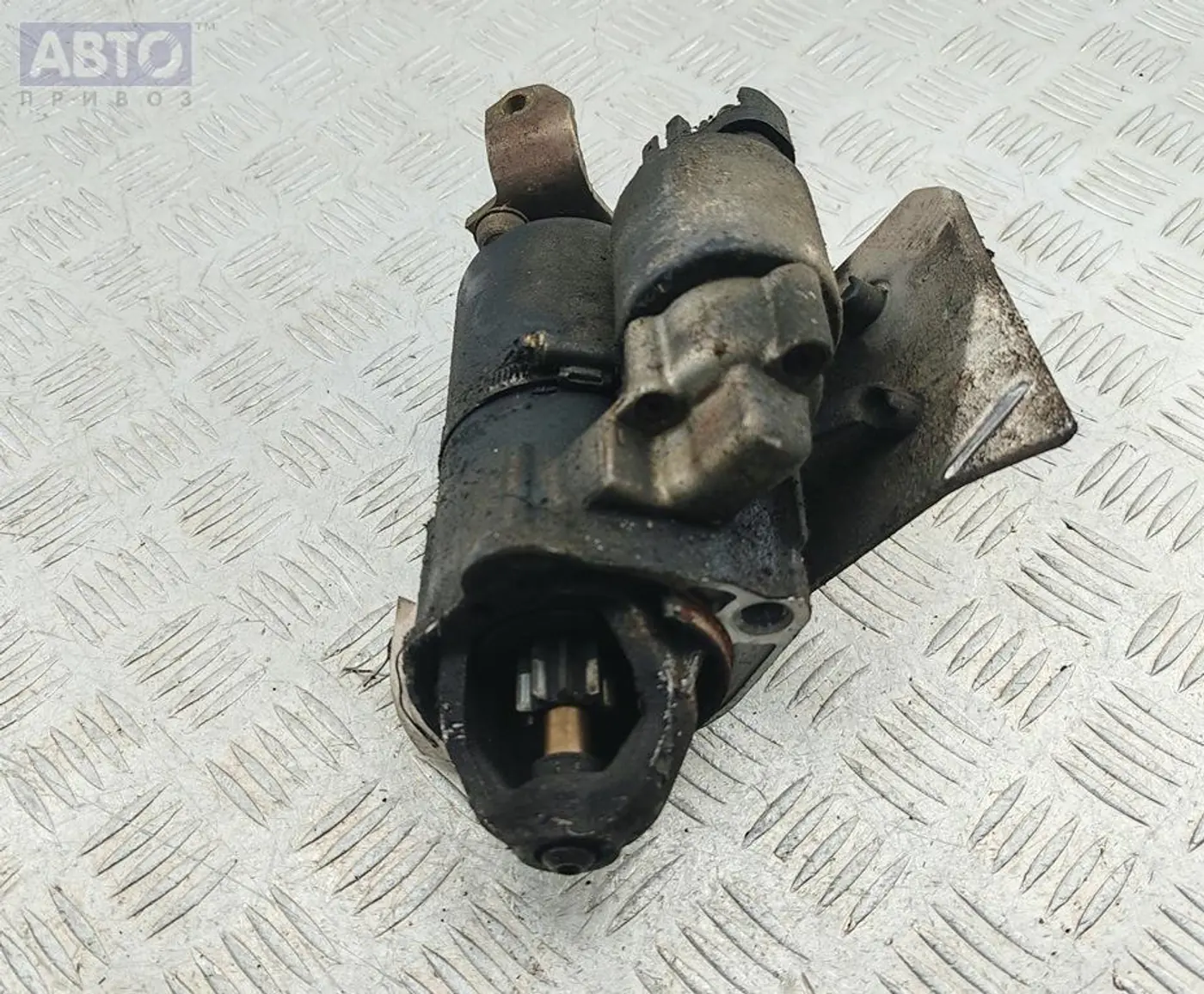 Стартер к Audi A4 1996