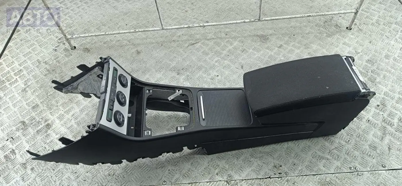 Подлокотник к Volkswagen Passat 2009
