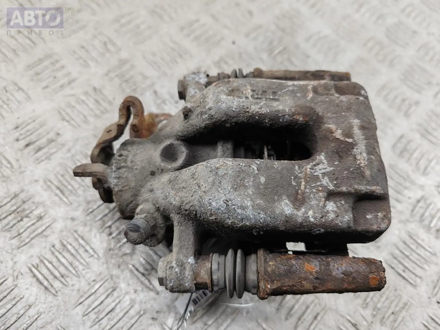 Суппорт к Peugeot 307 2003