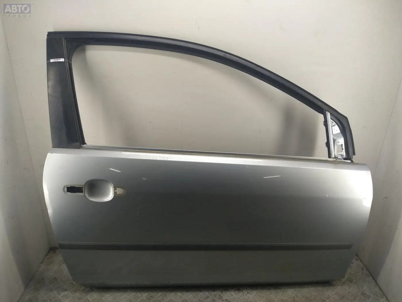 Фара правая к Ford Focus 2004