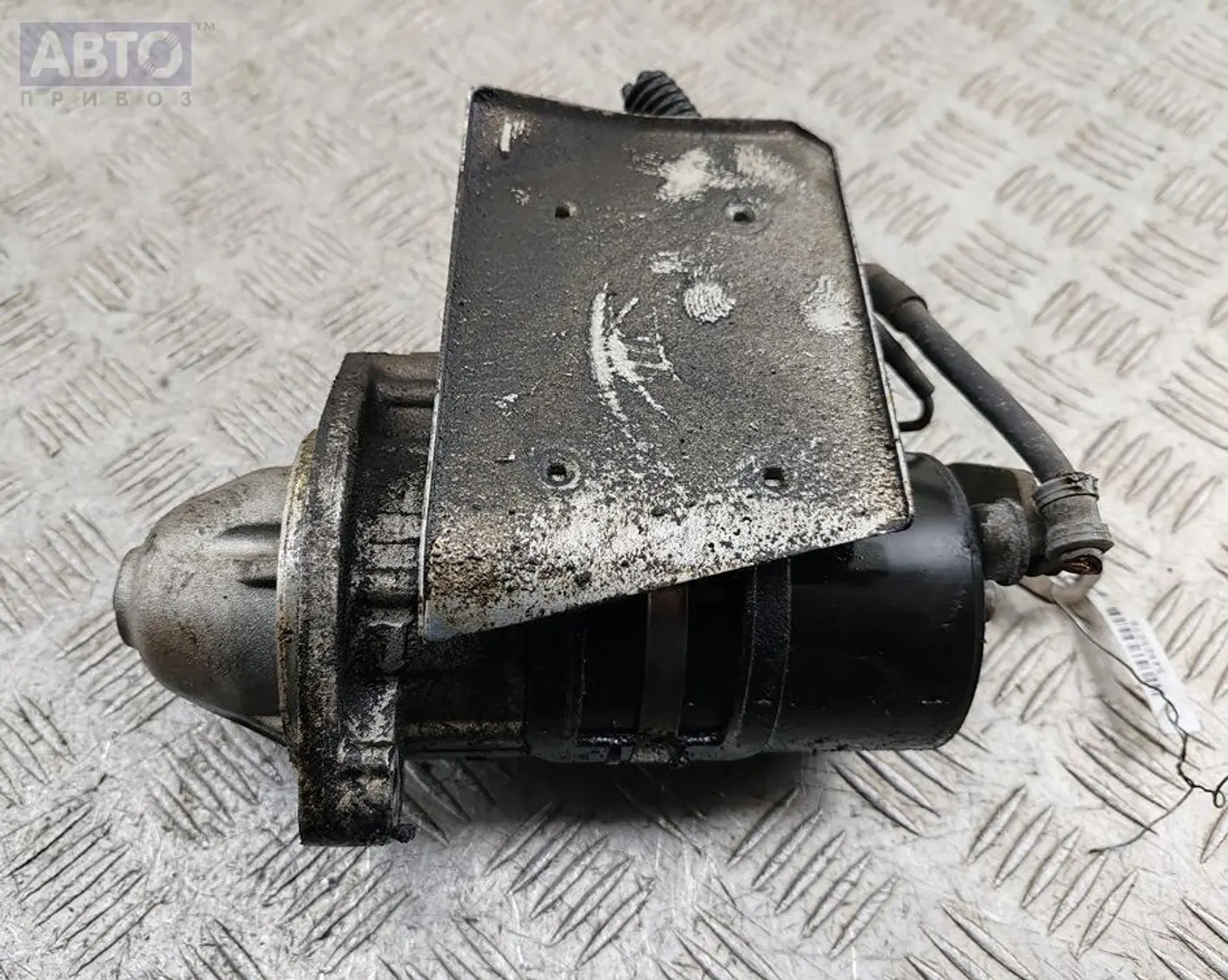 Стартер к Audi A4 2001