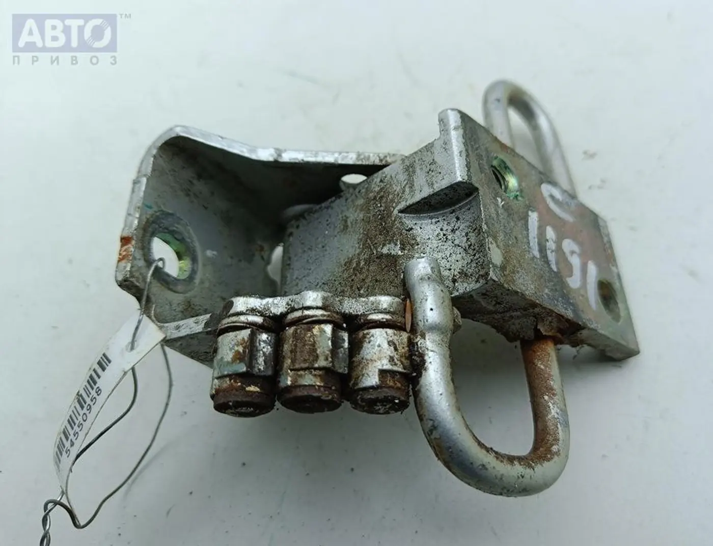 Петли к Volkswagen Bora 2003