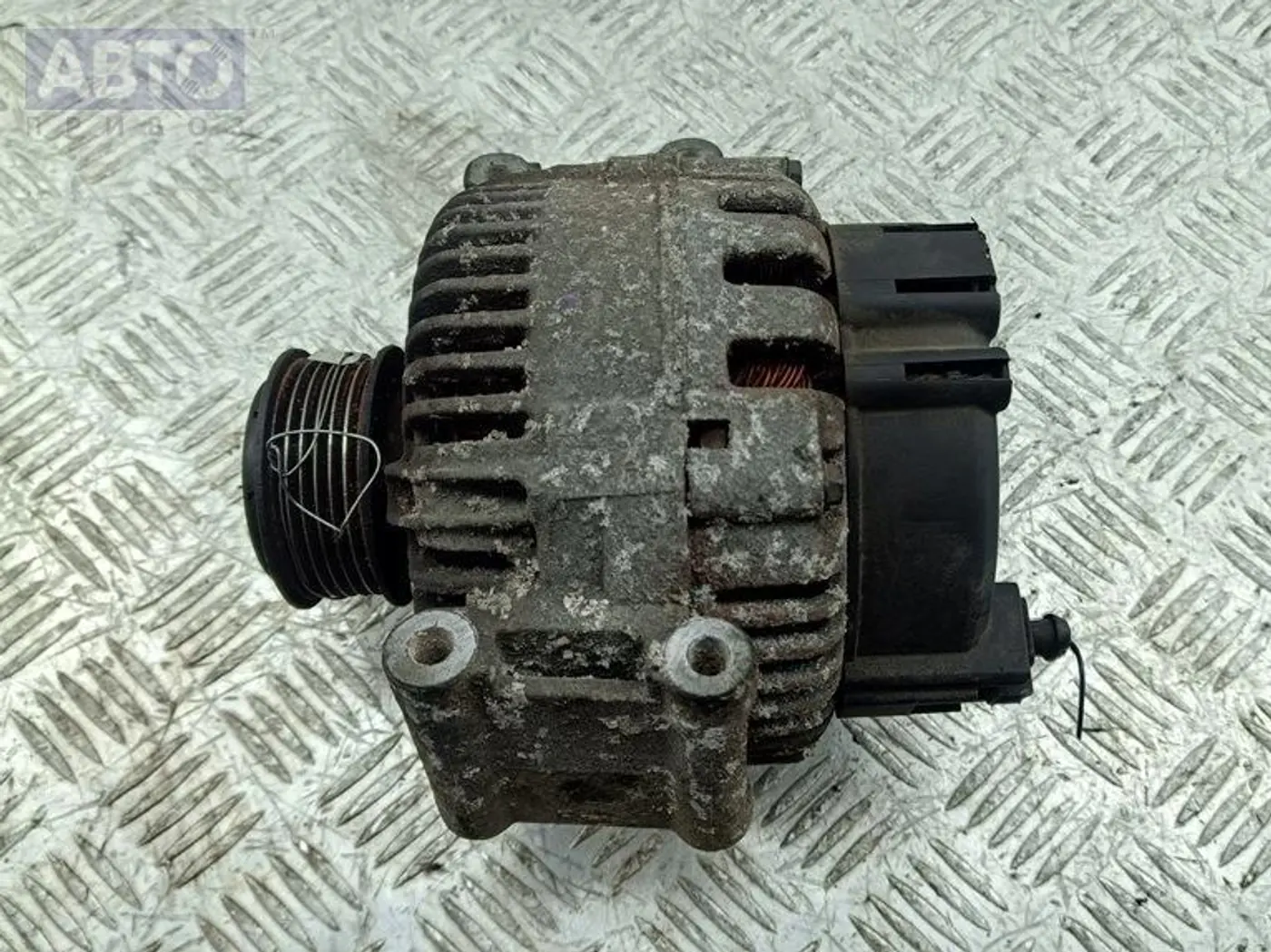 Генератор к Audi A6 2005