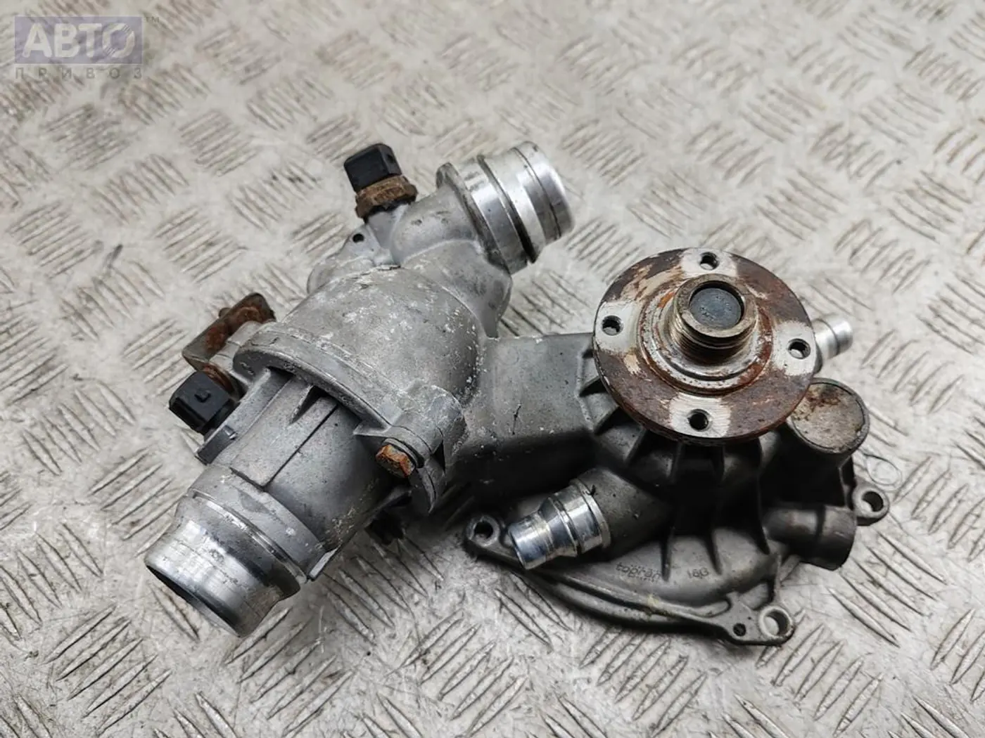 Помпа к BMW 7 series 2002