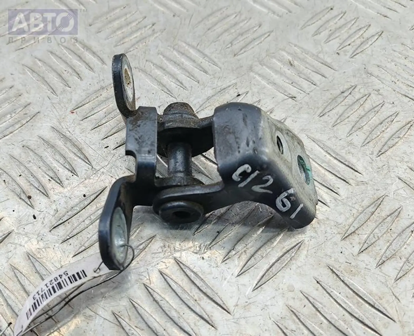 Петли к Skoda Fabia 2009