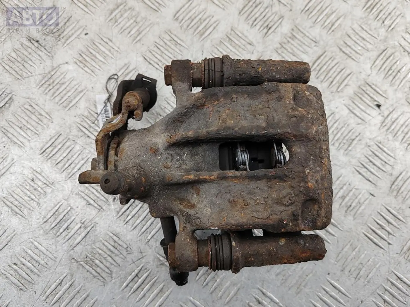 Суппорт к SEAT Alhambra 2001