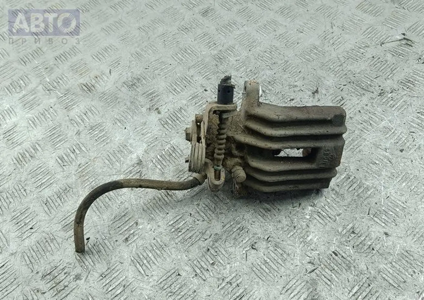 Суппорт к Audi A4 2002