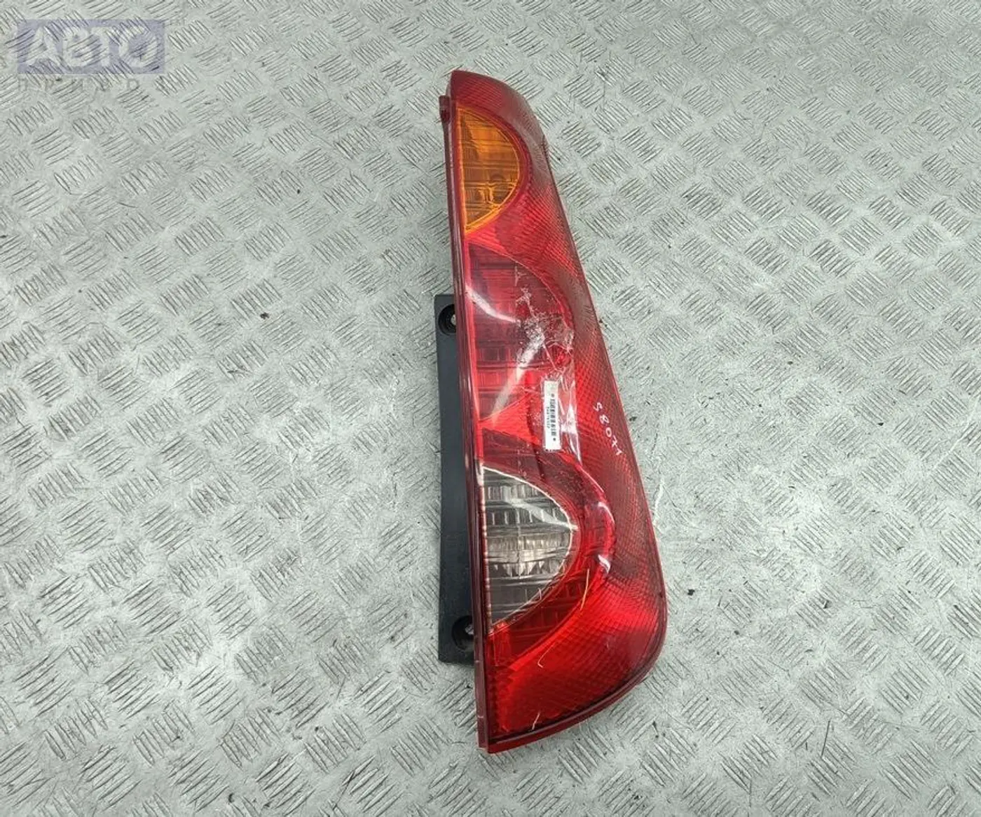 Ремень безопасности к Nissan Note 2006