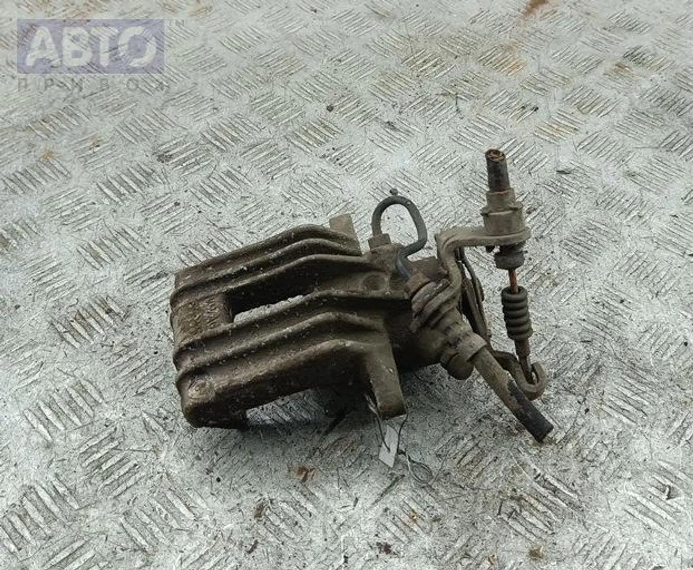 Суппорт к Audi A3 2003