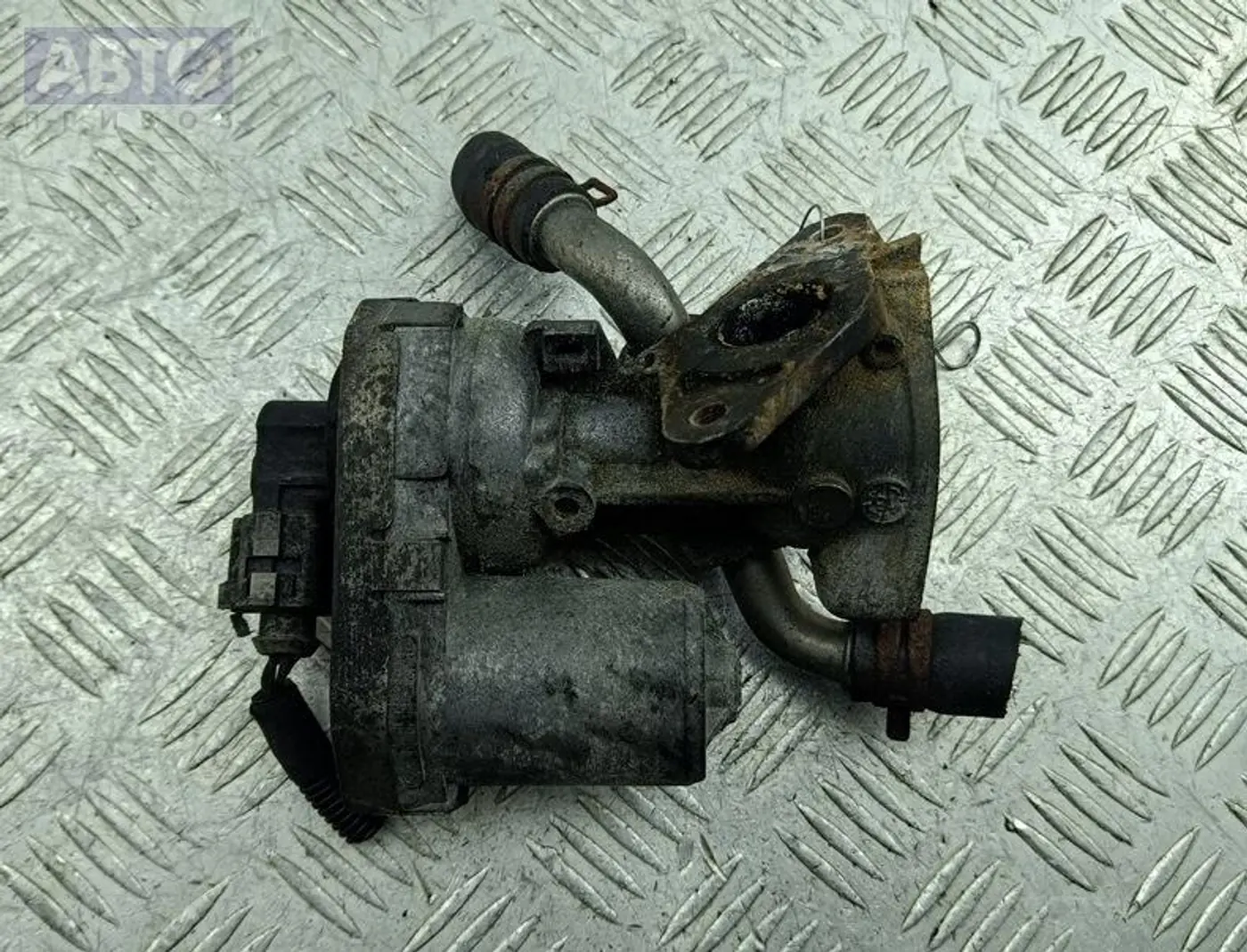 Клапан EGR к Ford Transit 2009