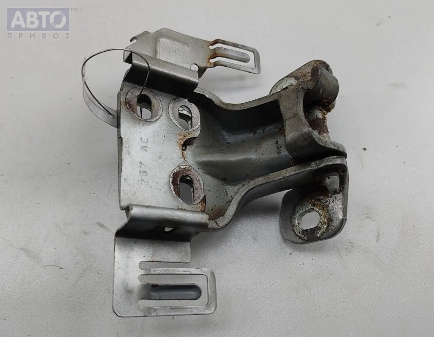 Петли к Chrysler Voyager 2007
