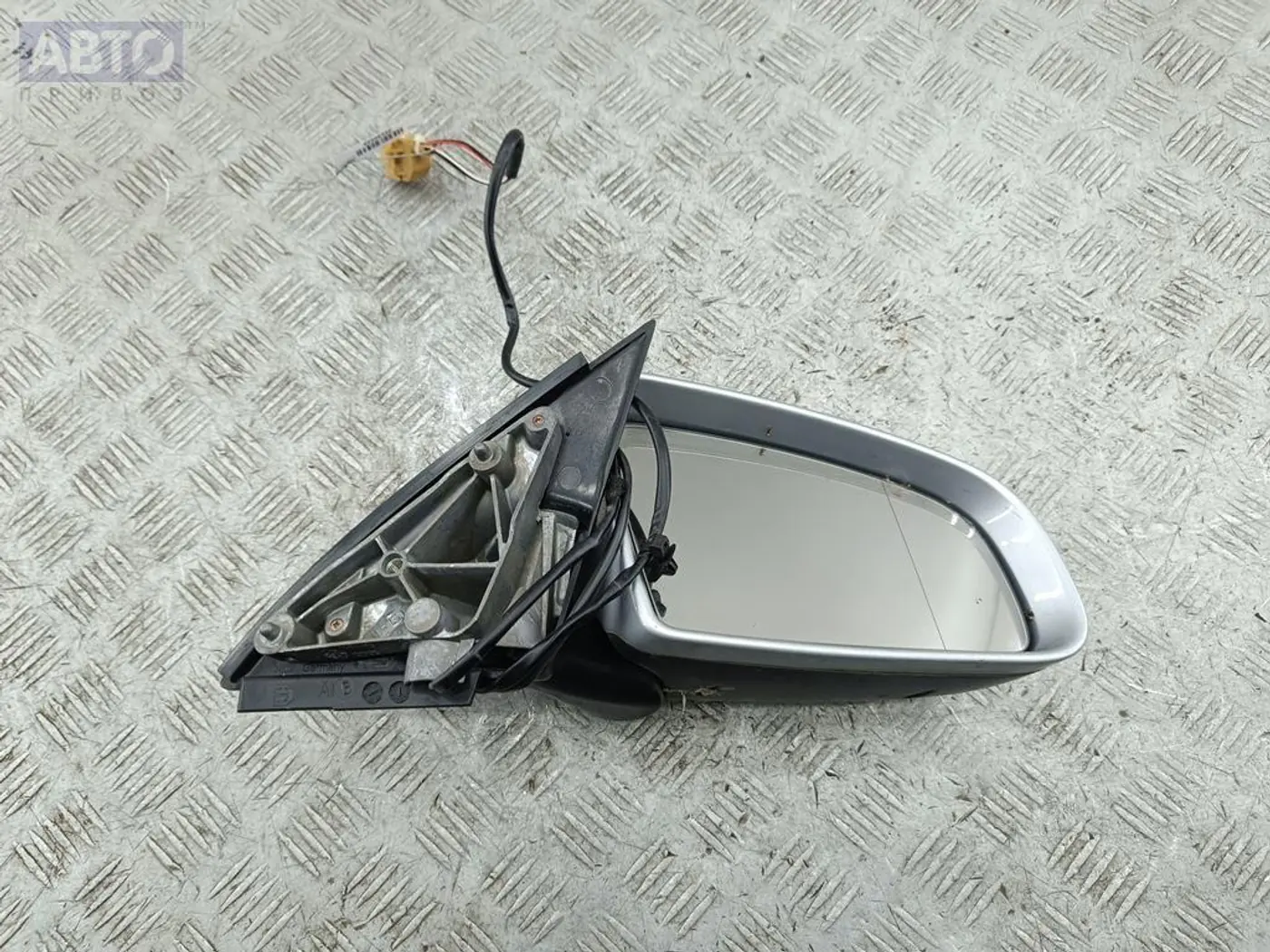 Сиденье переднее к Audi A4 2005