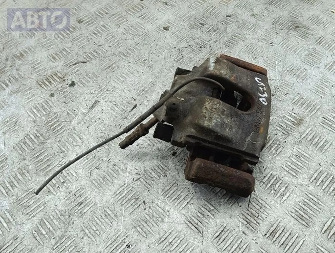 Суппорт к BMW 3 series 2004
