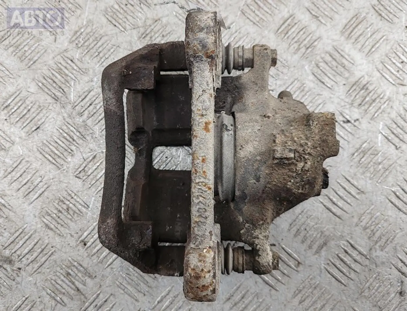Суппорт к Audi A4 2002