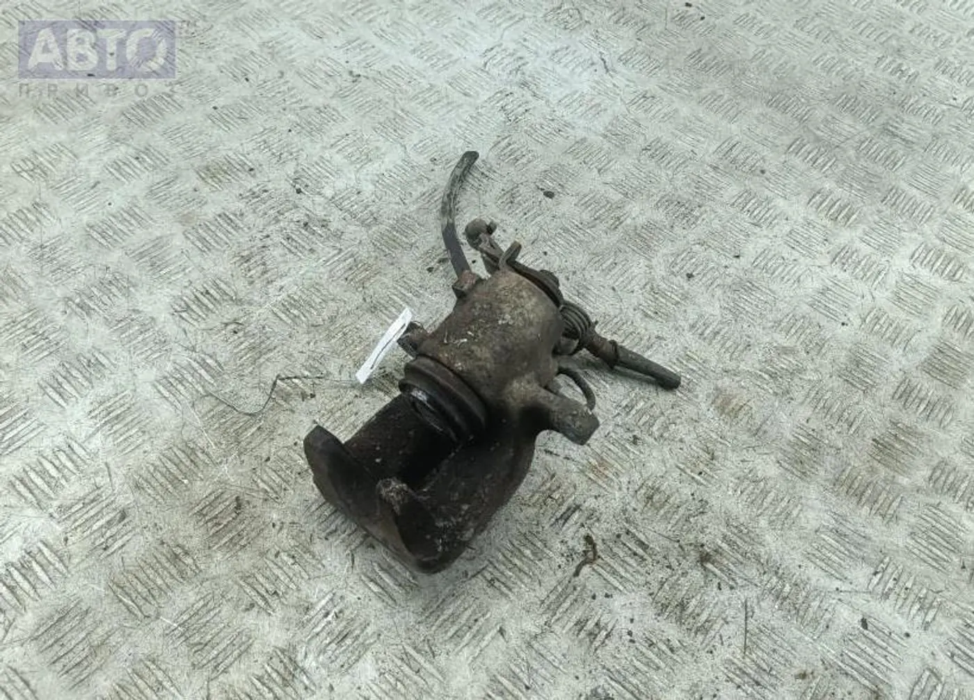 Суппорт к Skoda  2004