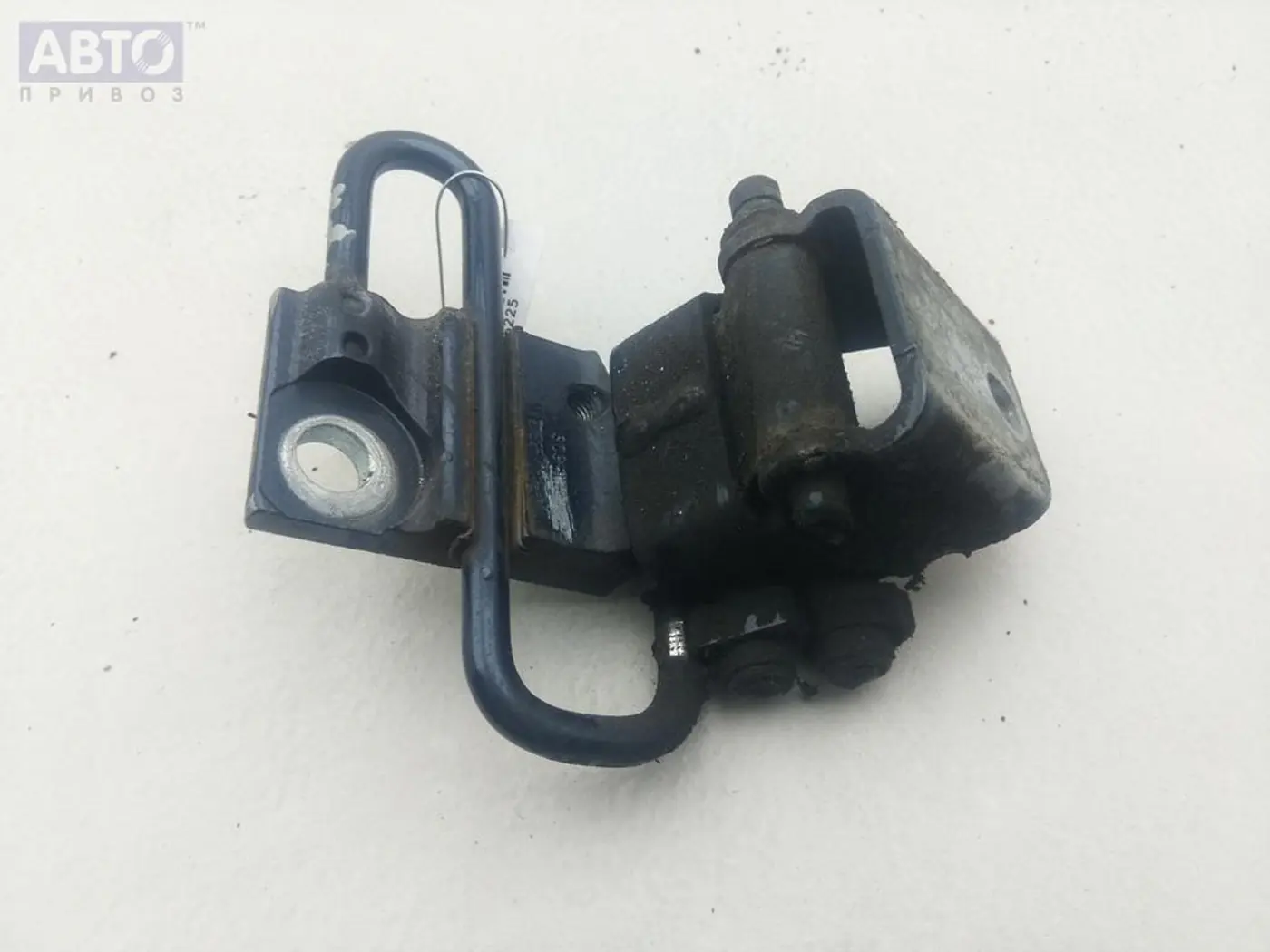 Петли к Volkswagen Passat 2006