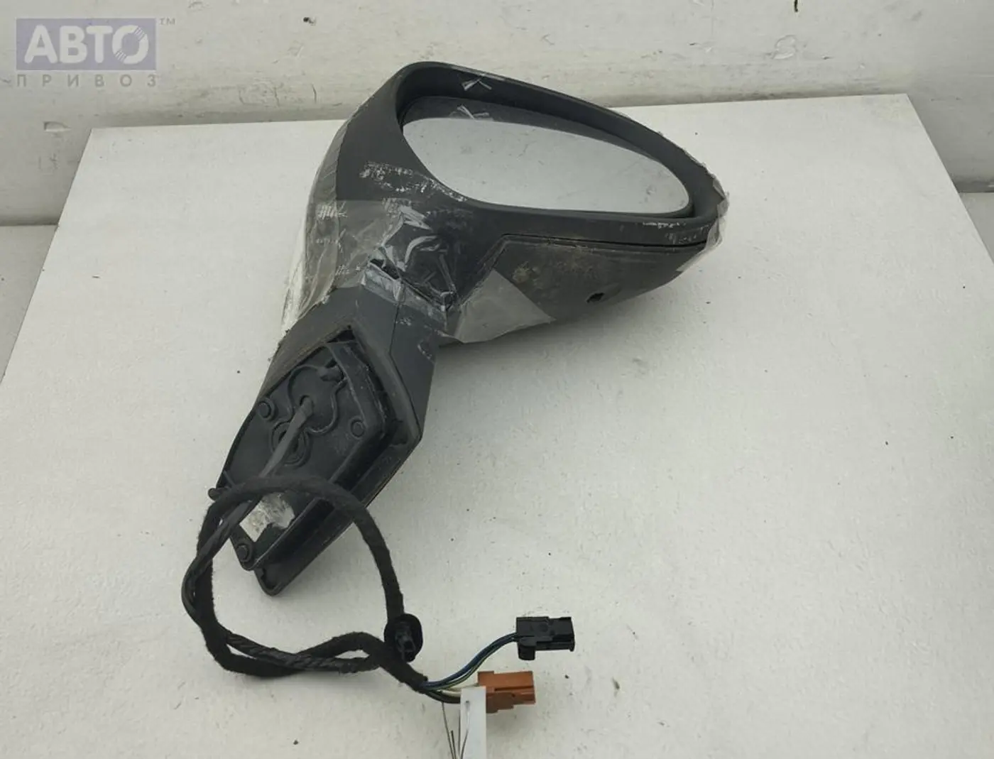 Сиденье переднее к Peugeot 207 2008