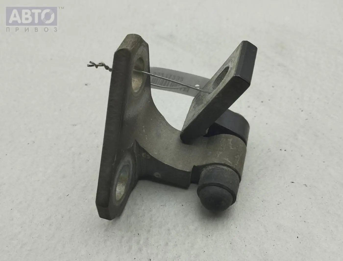 Петли к Volkswagen Passat 2006