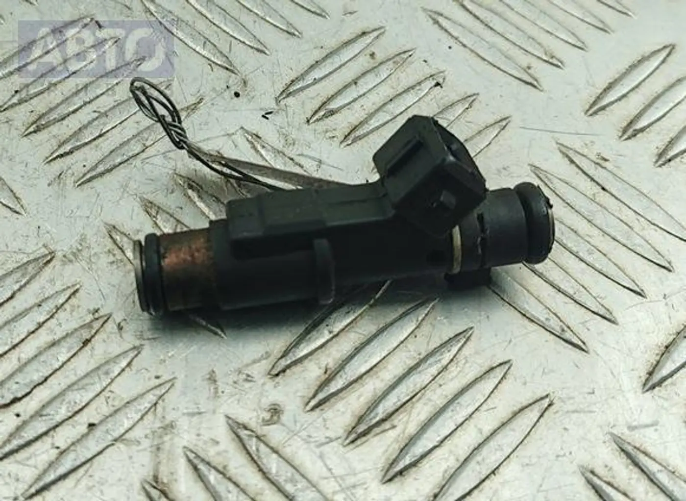 Форсунка к Peugeot 807 2005
