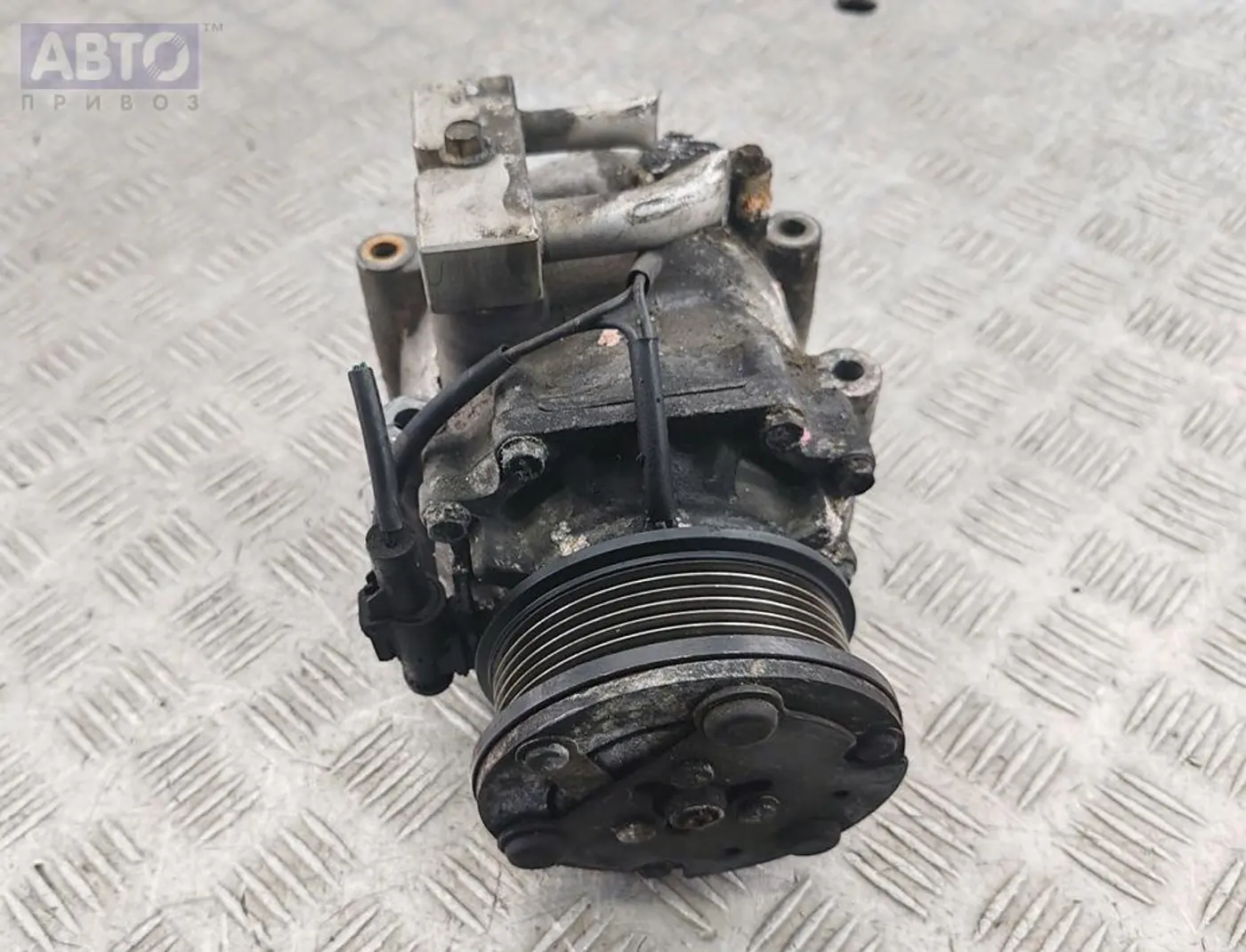 Компрессор кондиционера к Ford Mondeo 2002