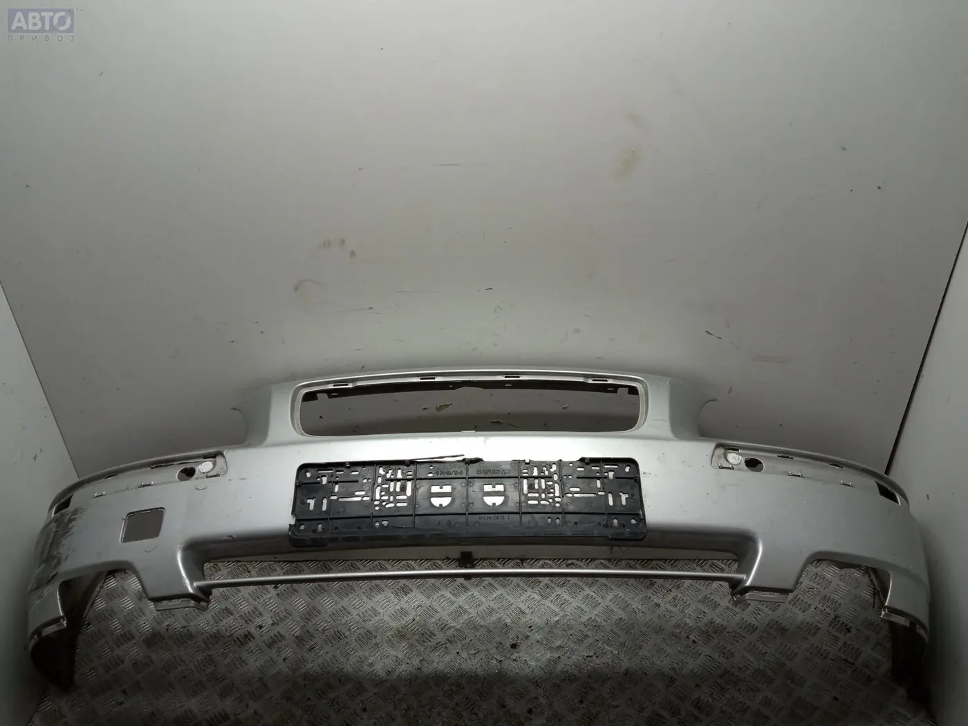Бампер передний к Volvo V70 2006