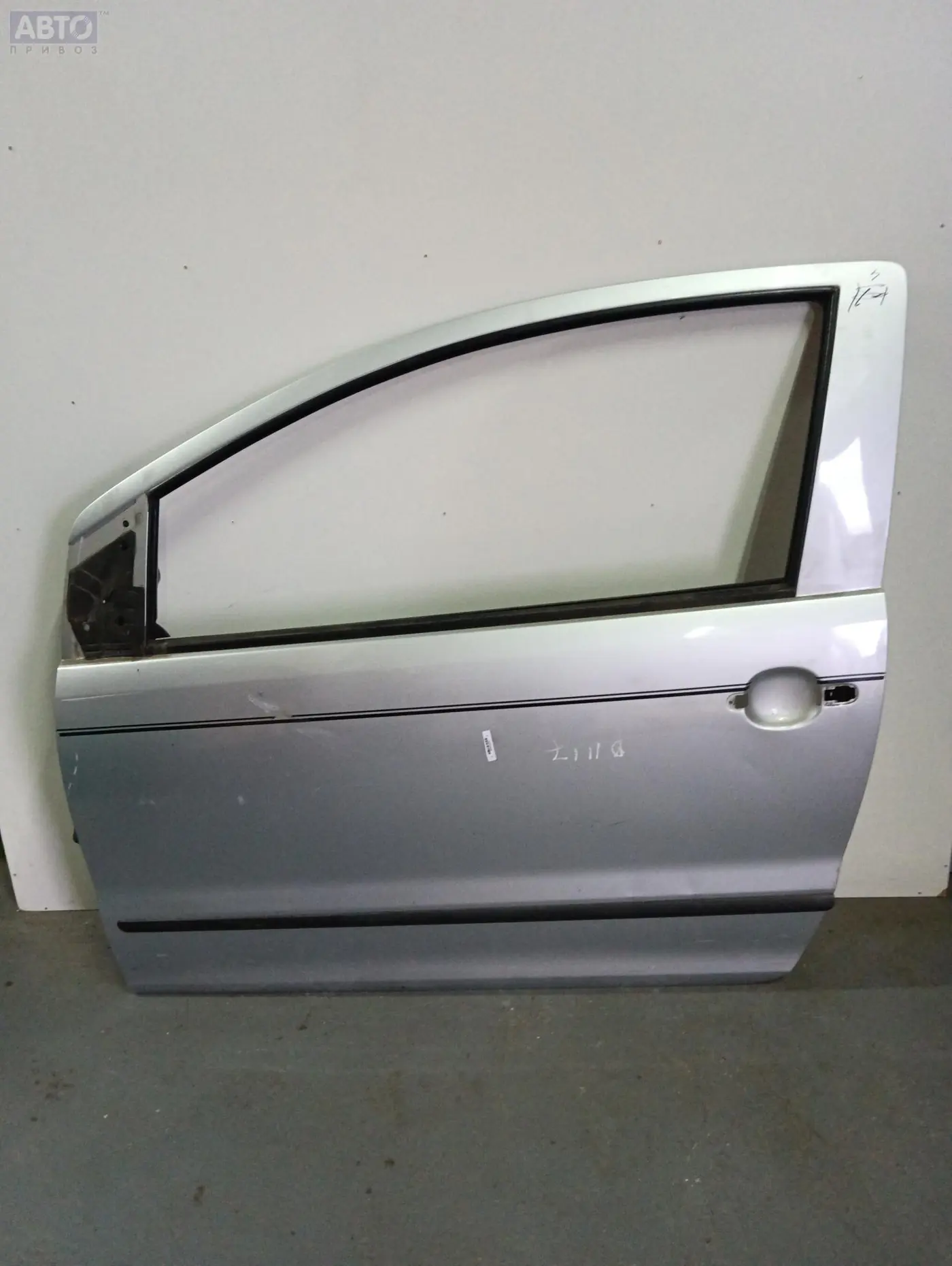 Фара левая к Volkswagen Fox 2005