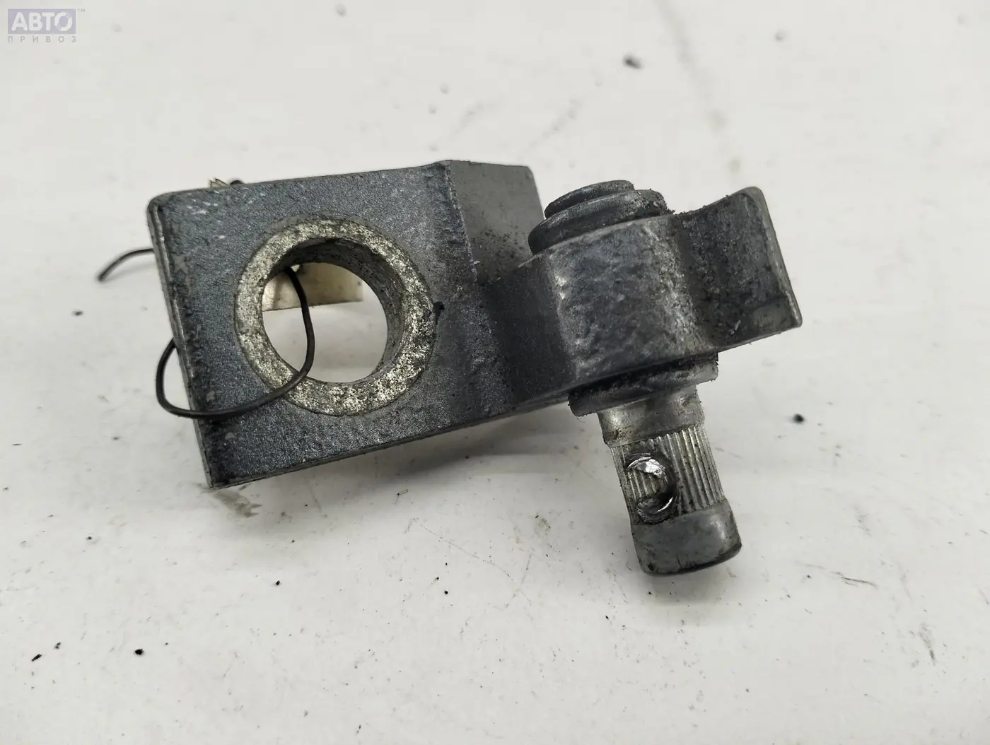 Петли к Audi Q3 2012