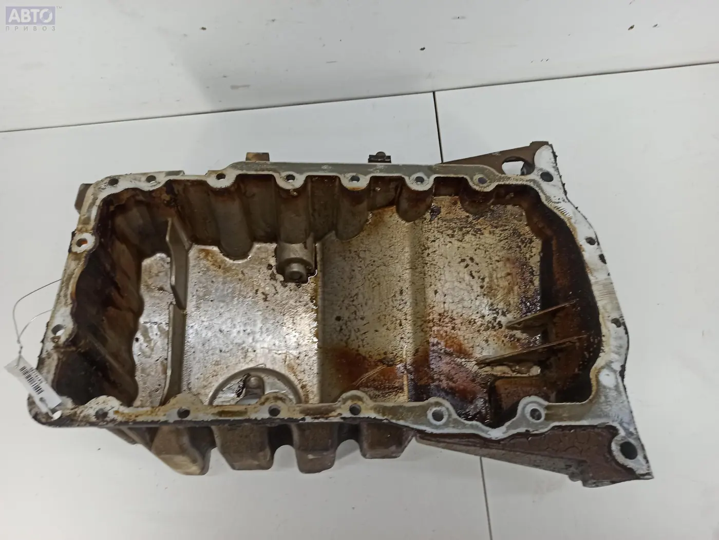Поддон к Audi A4 2005