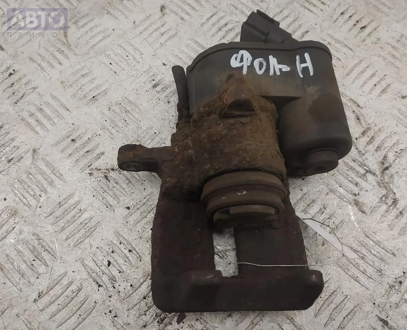 Суппорт к Audi A6 2006