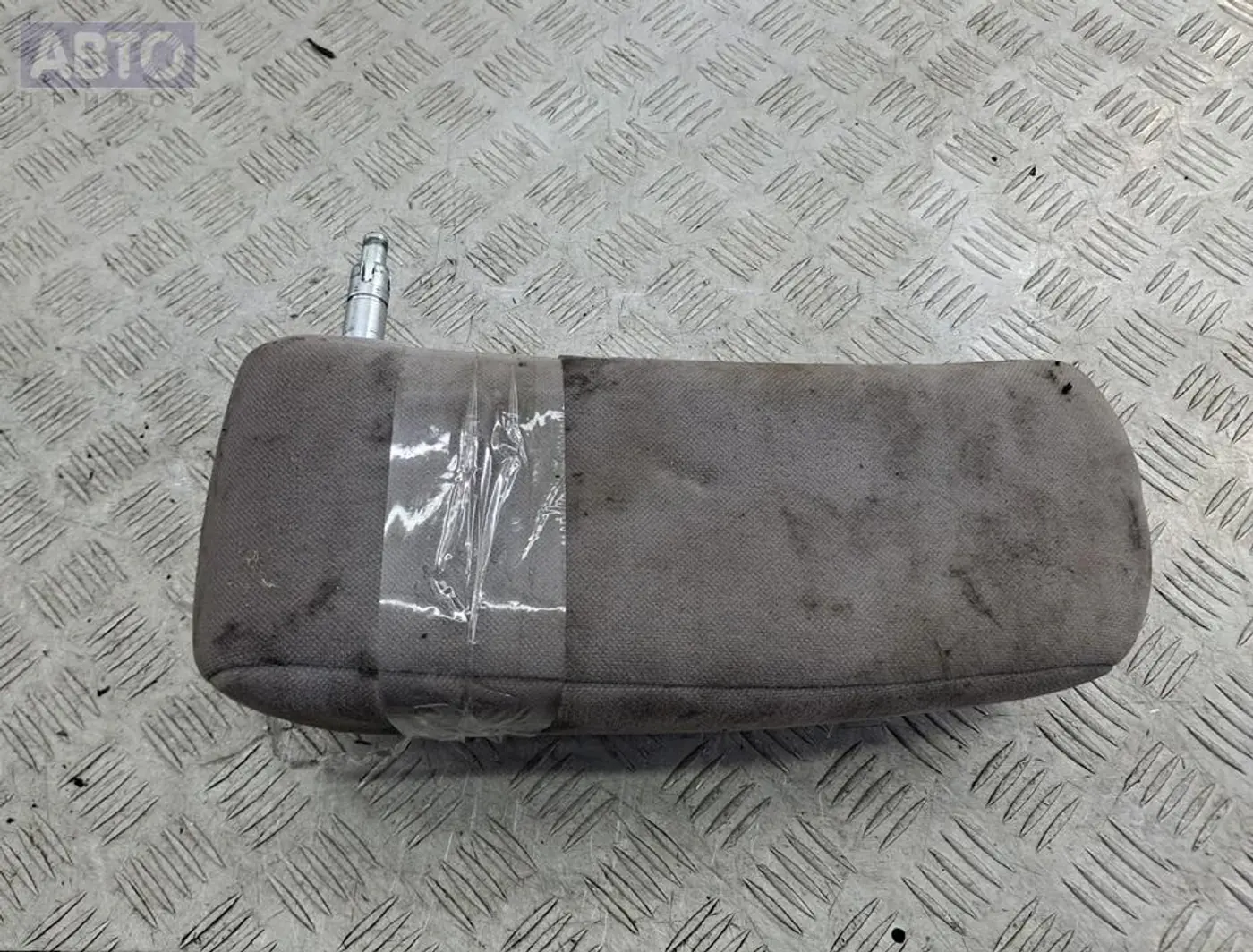 Подлокотник к Opel Zafira 1999