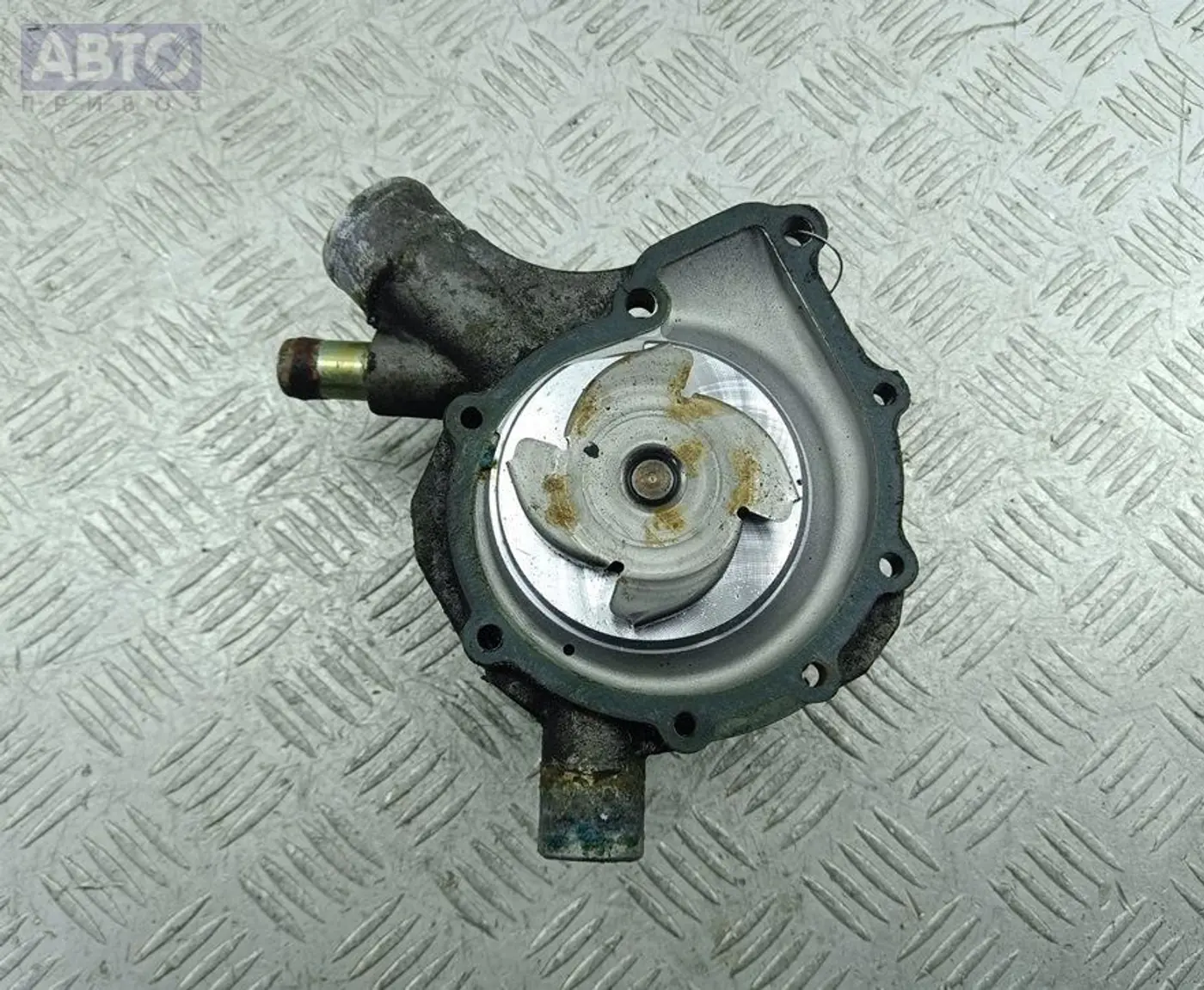 Помпа к Mercedes-Benz C-klasse 2000
