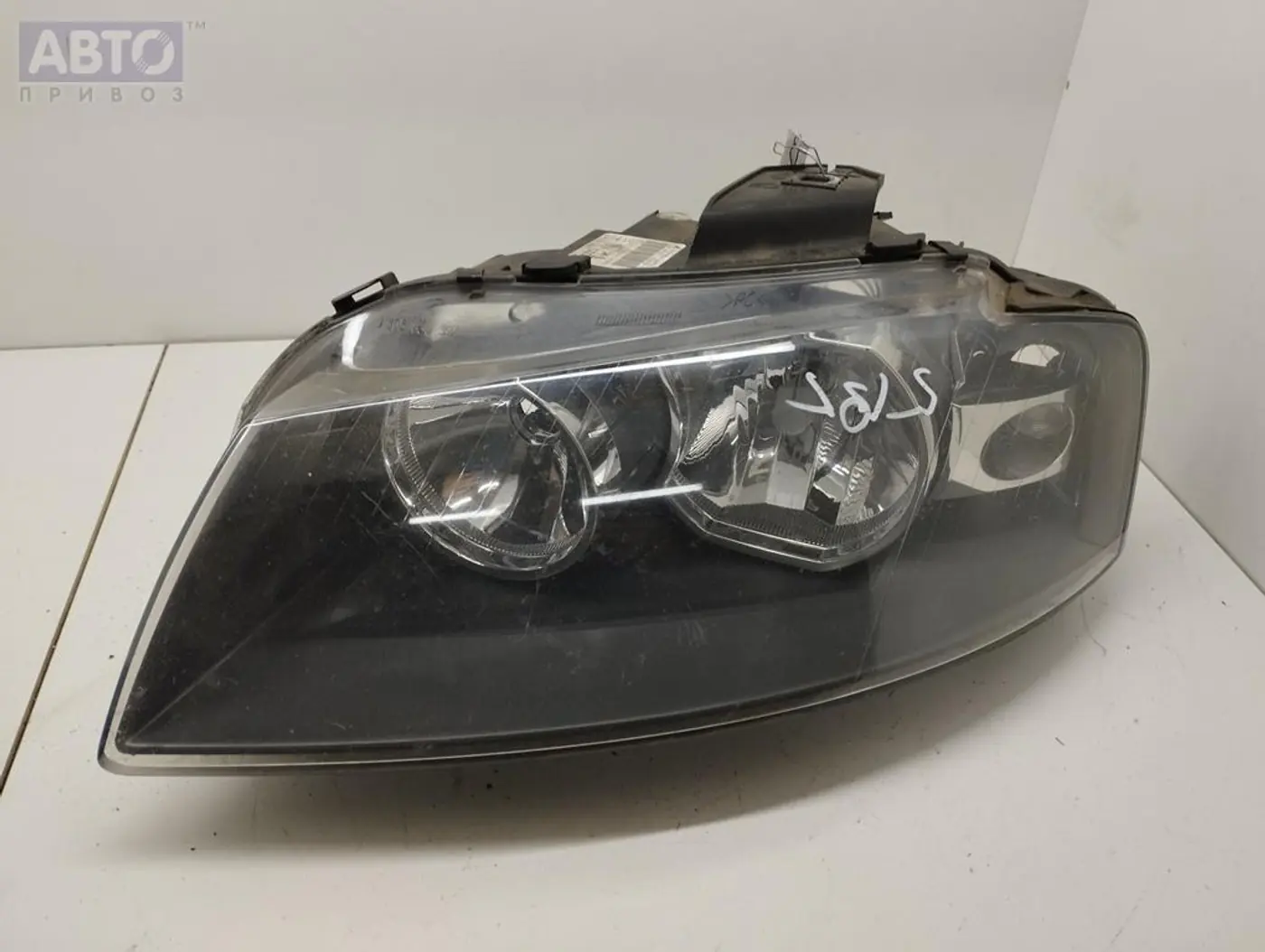 Фара левая к Audi A3 2005