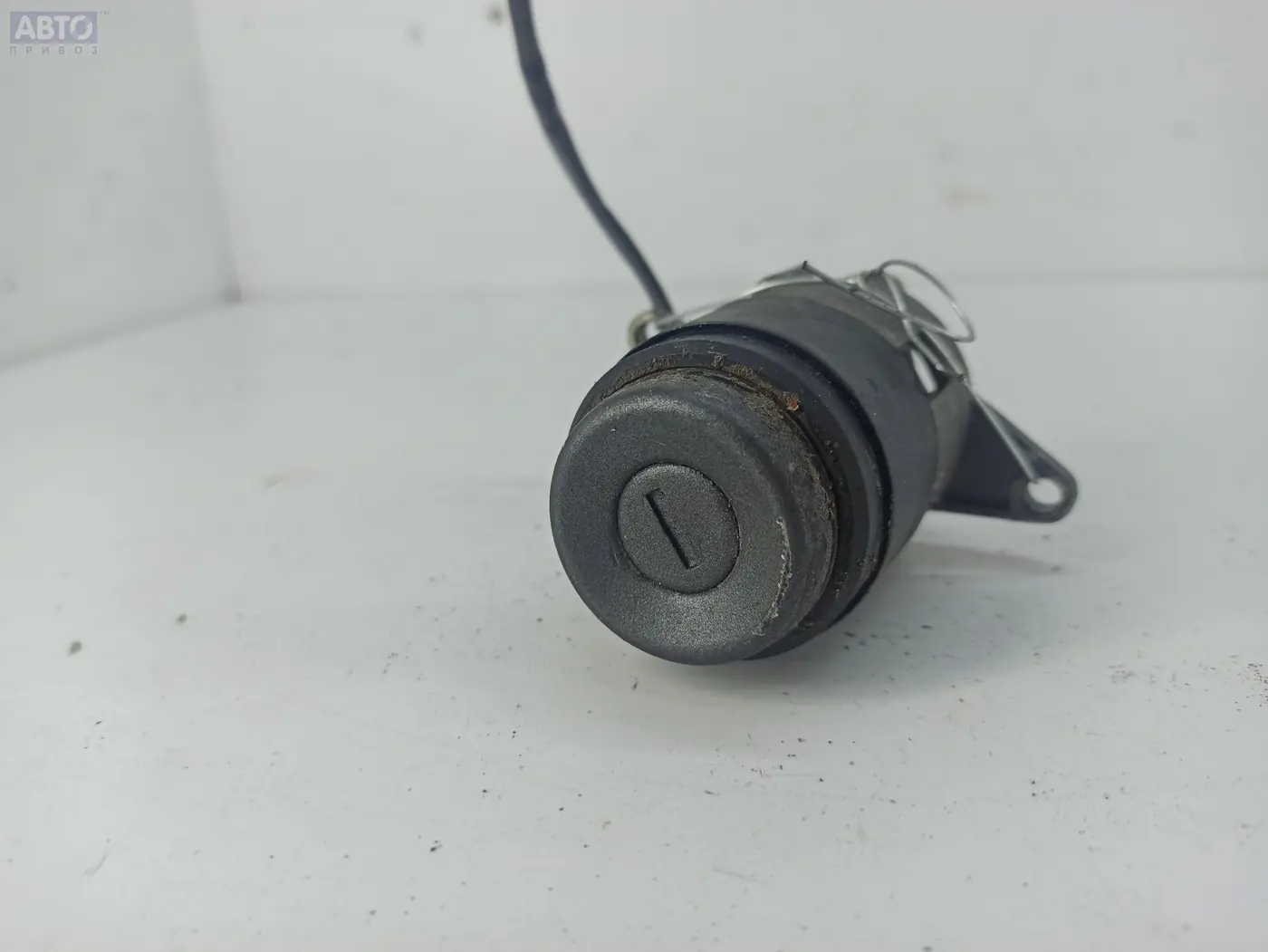 Кнопка  к Audi 100 1992