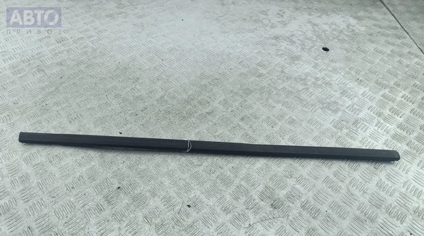 Молдинг (накладка) к Ford S-MAX 2006