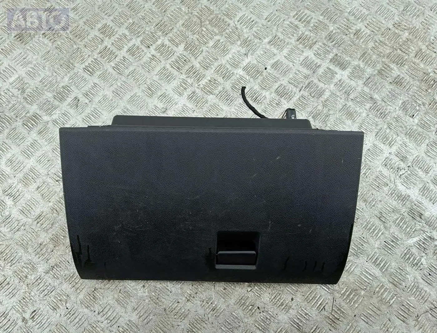 Бардачок к Ford Mondeo 2005