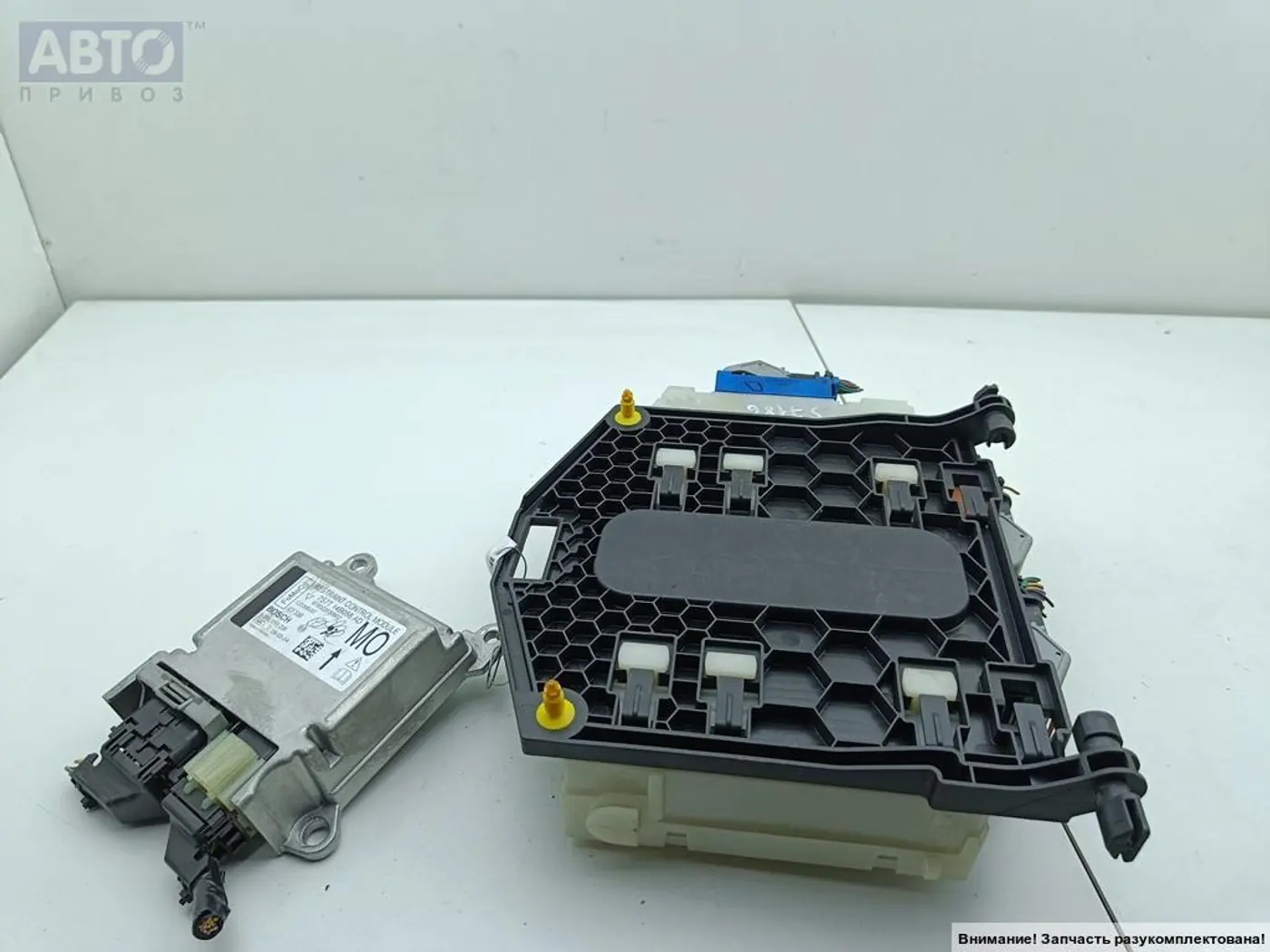 Короб предохранителей к Ford Mondeo 2009